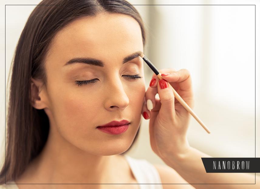 /assets/uploads/2022/12/brow-make-up-tricks.jpg